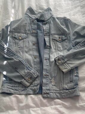 five cm distressed denim jacket